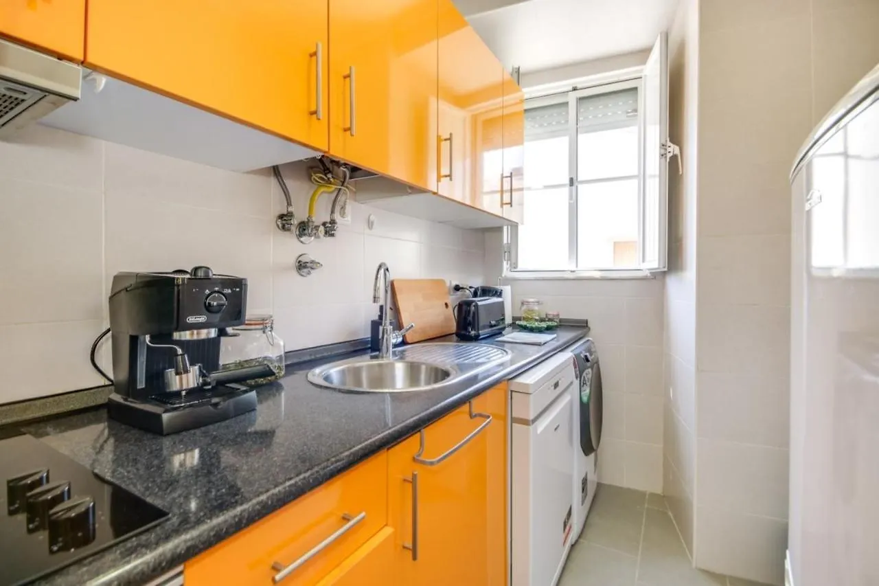 GuestReady -- Cream&Wood Stay in Alcântara Lisboa 0*,  Portugal